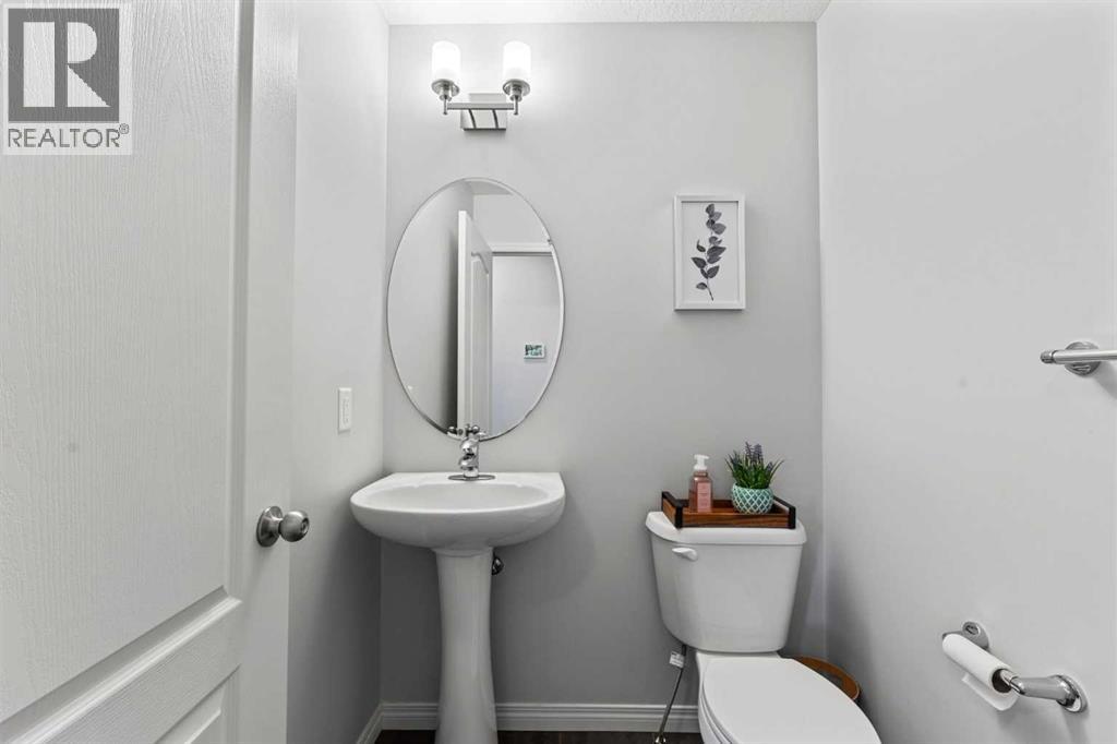 Single Family House for Sale in  Copperpond Avenue SE Copperfield Calgary 