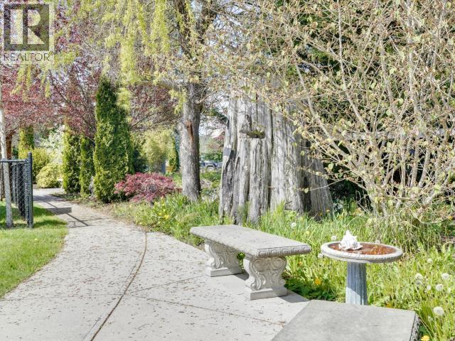 115-8430 SPRINGBROOK ROAD - 29