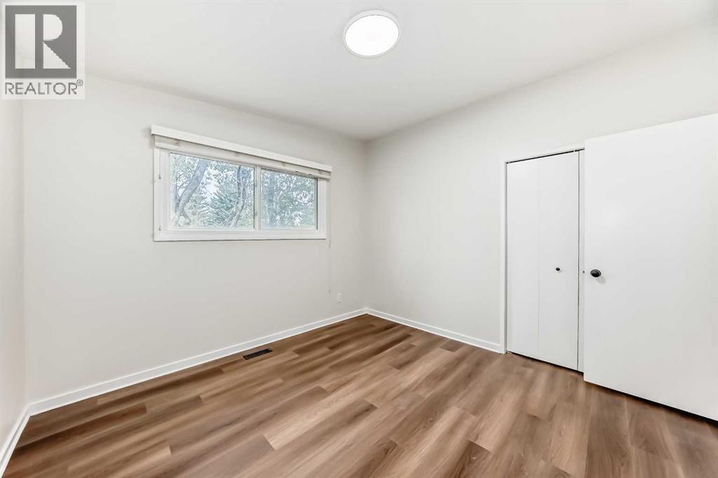 Single Family House 4 Level for Sale in   Street NW Dalhousie Calgary 