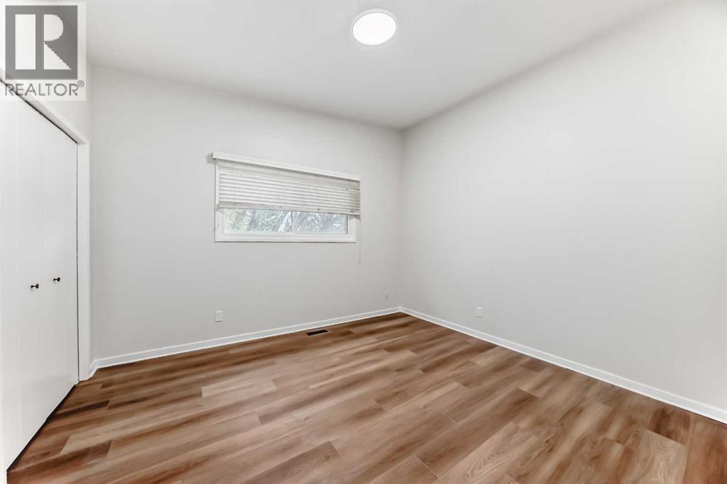 Single Family House 4 Level for Sale in   Street NW Dalhousie Calgary 