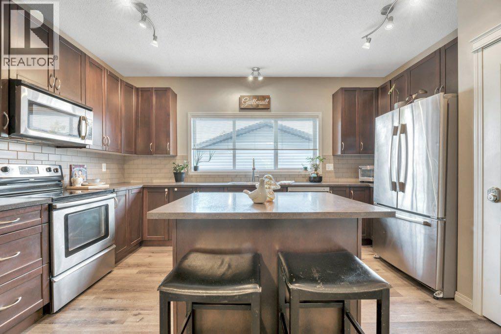 Single Family House for Sale in  Copperpond Heights SE Copperfield Calgary 