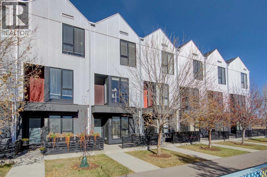 7018 34 Avenue NW, Calgary, Alberta