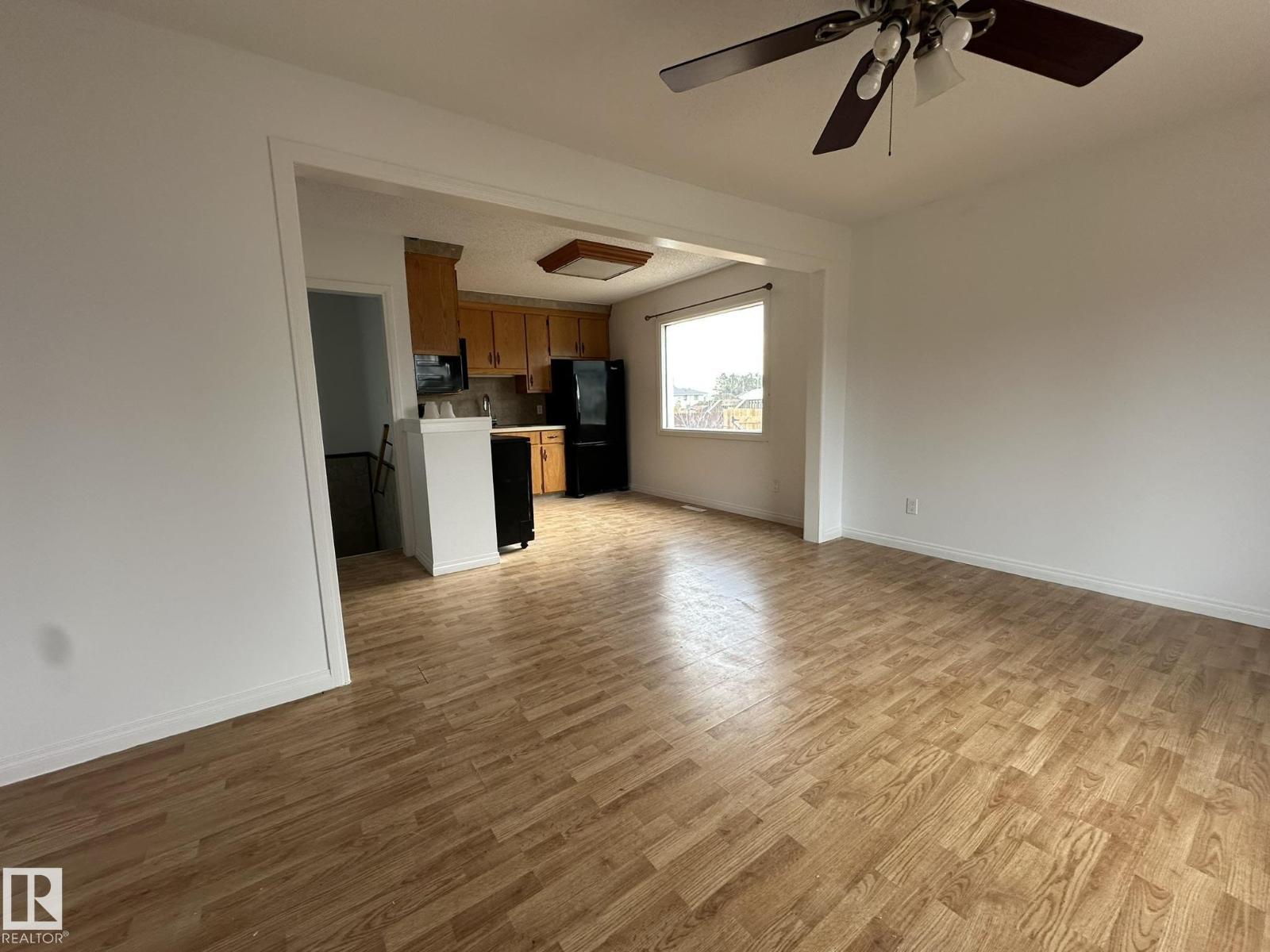 4505 52 ST - Photo 4 of 25, Smoky Lake Town, Alberta