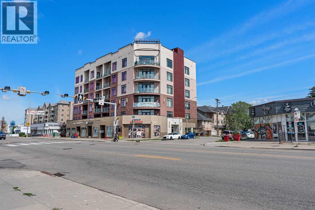 Single Family House for Sale in    Avenue NE Crescent Heights Calgary 