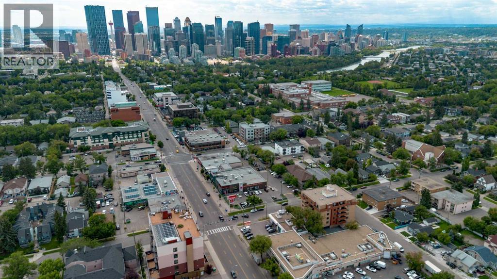 Single Family House for Sale in    Avenue NE Crescent Heights Calgary 