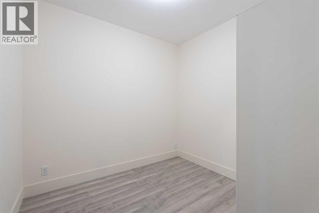 Single Family House for Sale in    Avenue NE Crescent Heights Calgary 