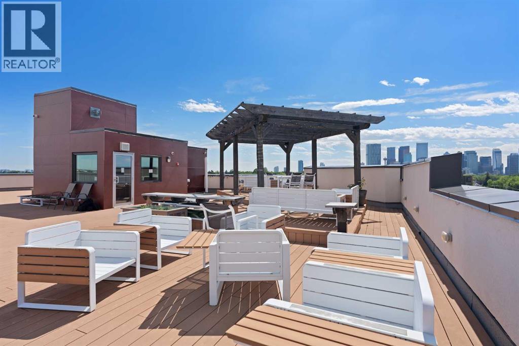 Single Family House for Sale in    Avenue NE Crescent Heights Calgary 