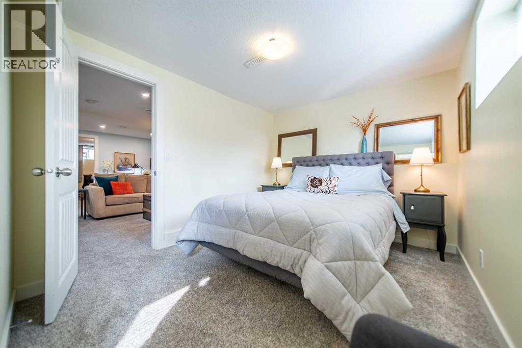 Single Family House Bungalow for Sale in   Avenue SW Glendale Calgary 