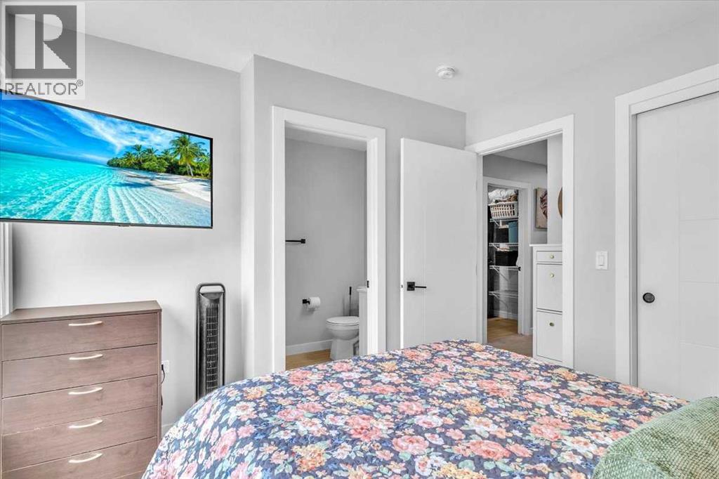 Single Family House for Sale in  Evanscrest Square NW Evanston Calgary 