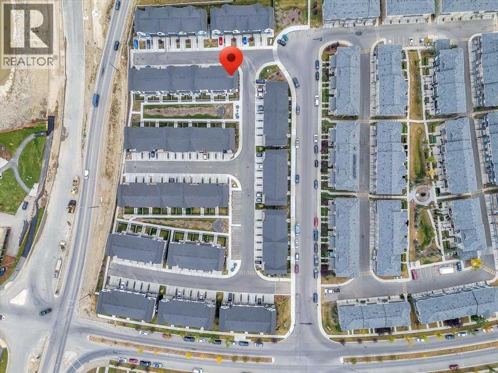 Single Family House for Sale in  Evanscrest Square NW Evanston Calgary 