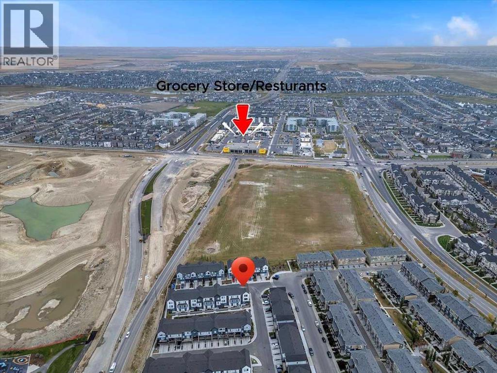 Single Family House for Sale in  Evanscrest Square NW Evanston Calgary 