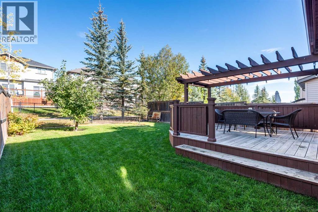 Single Family House for Sale in  Everoak Gardens SW Evergreen Calgary 