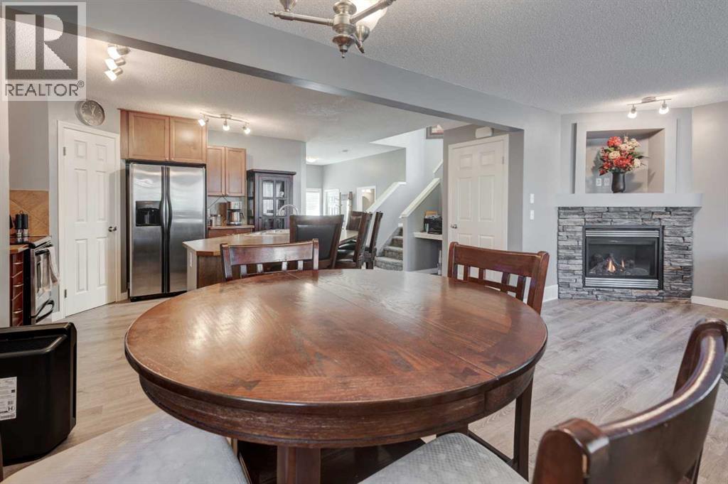 Single Family House for Sale in  Everoak Gardens SW Evergreen Calgary 