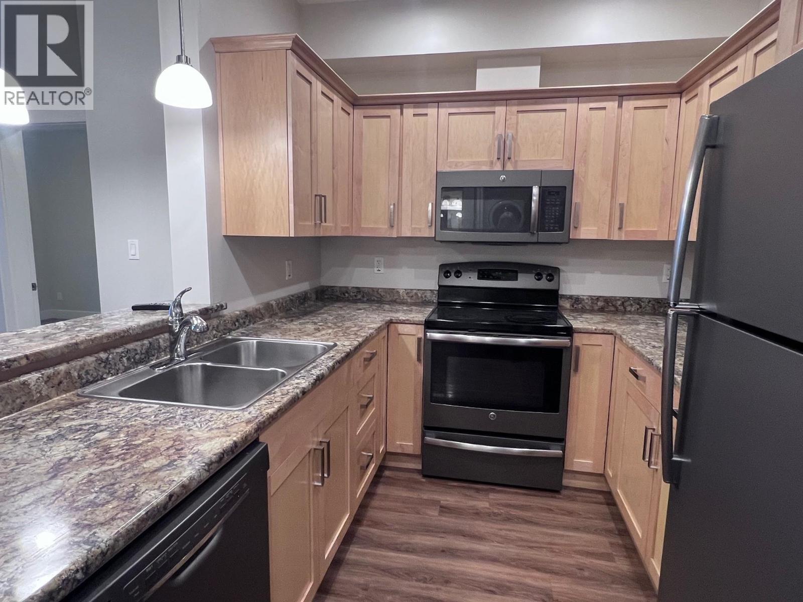 105 3684 PRINCESS Crescent, Smithers