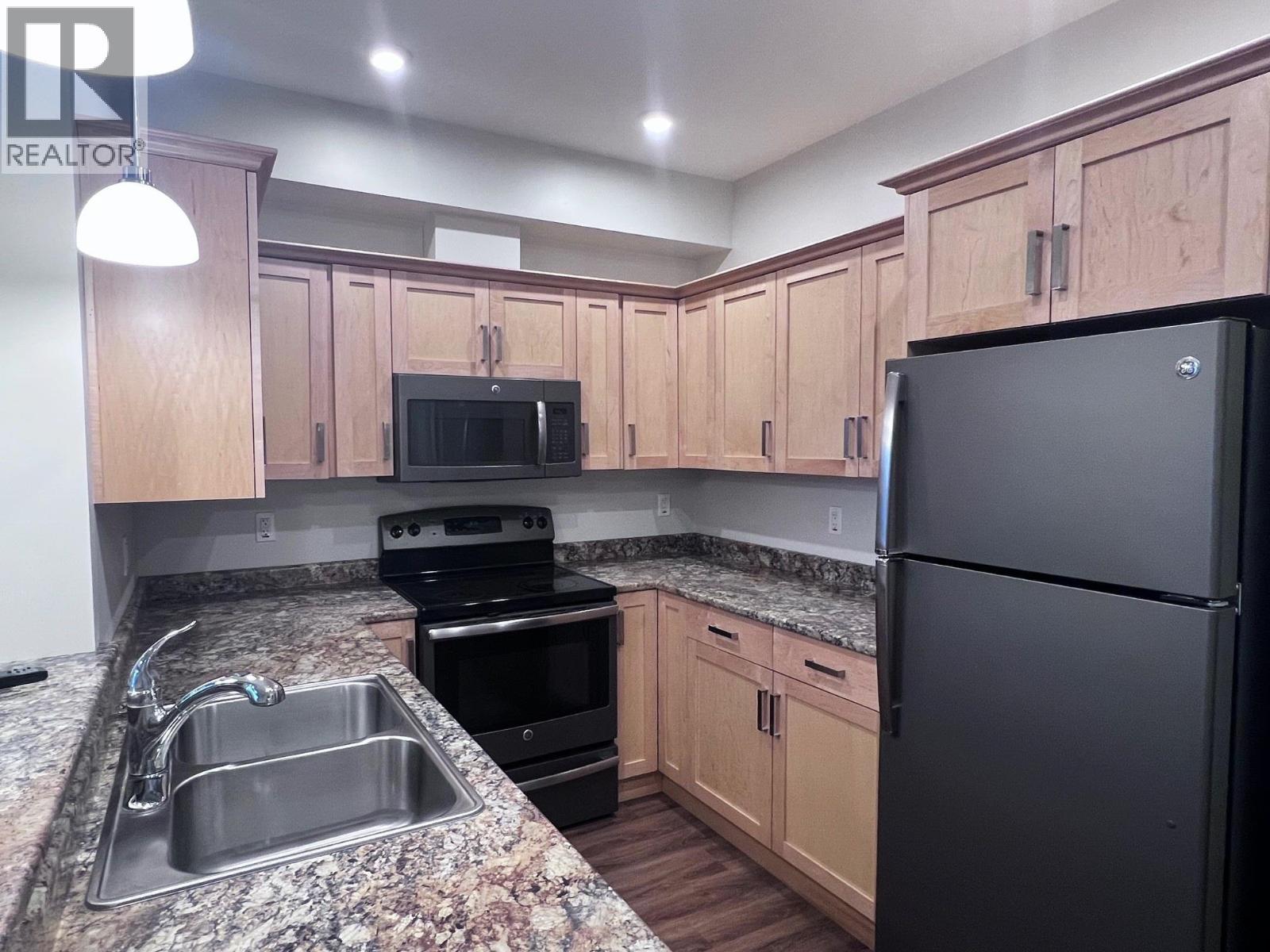 105 3684 PRINCESS Crescent, Smithers