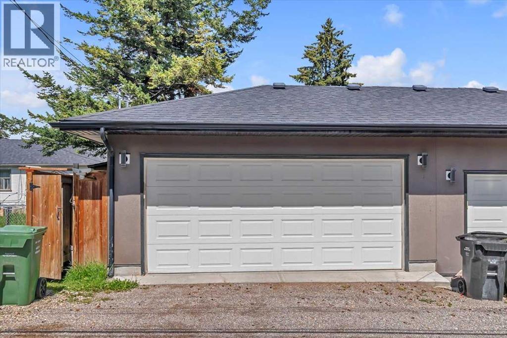 Single Family House for Sale in   Avenue NW Tuxedo Park Calgary 