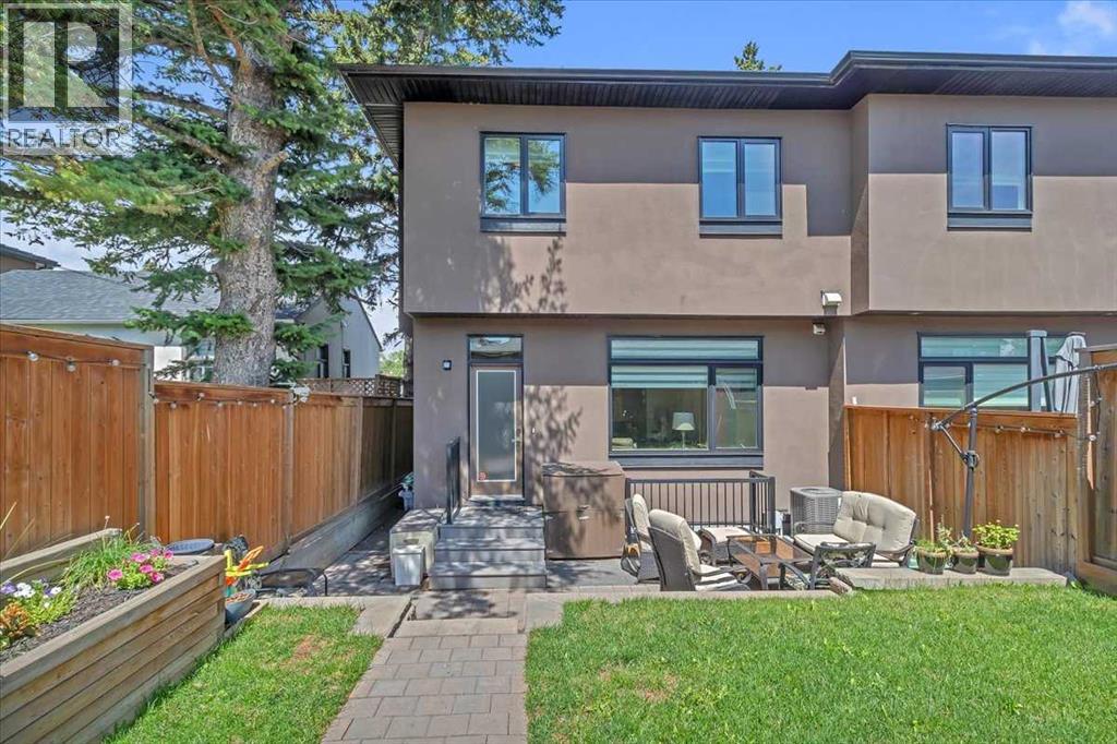 Single Family House for Sale in   Avenue NW Tuxedo Park Calgary 