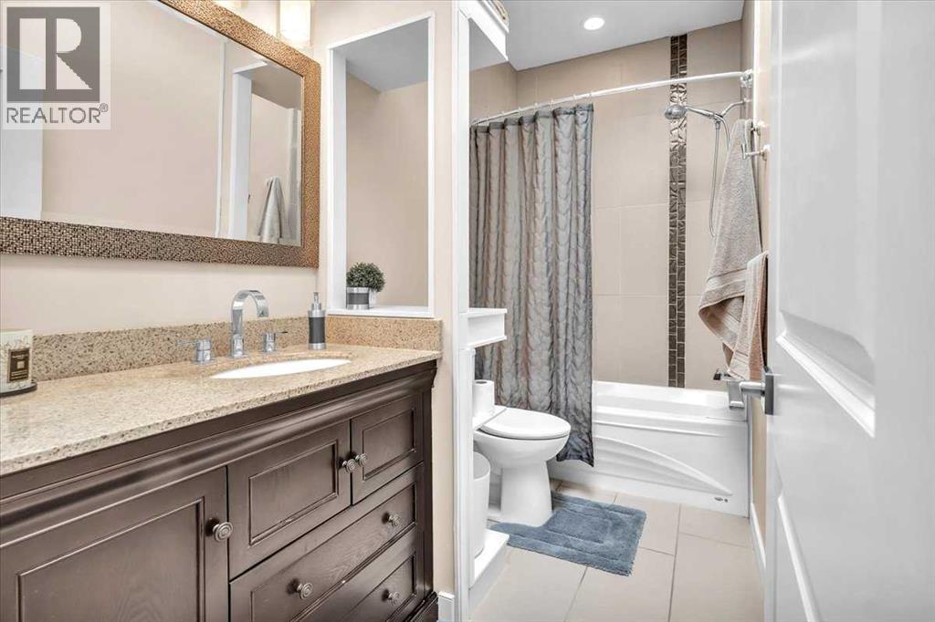 Single Family House for Sale in   Avenue NW Tuxedo Park Calgary 