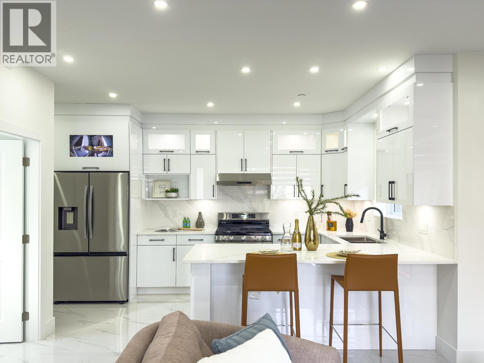 2174 E 46TH AVENUE, Vancouver