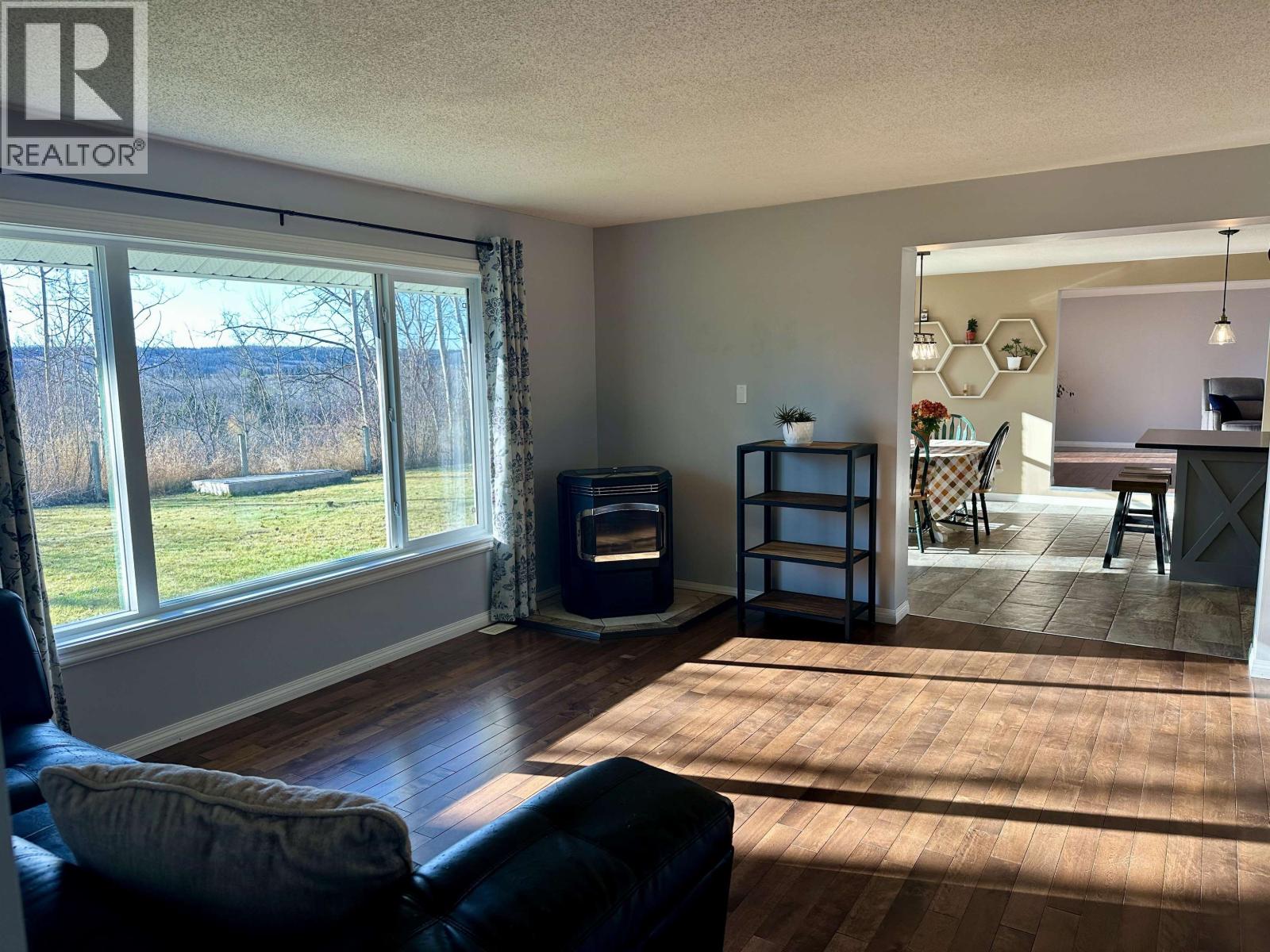 366 NORTHSIDE ROAD, Vanderhoof