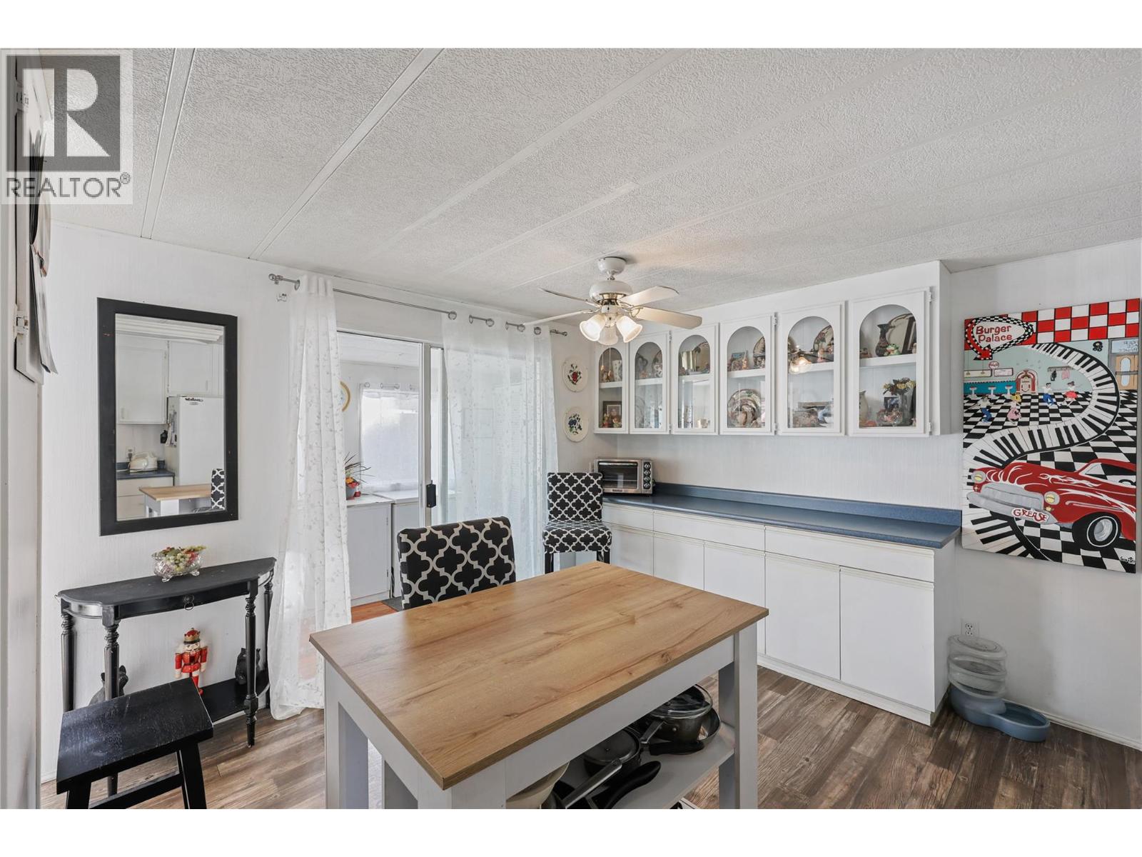 #202 2400 OAKDALE WAY - 7