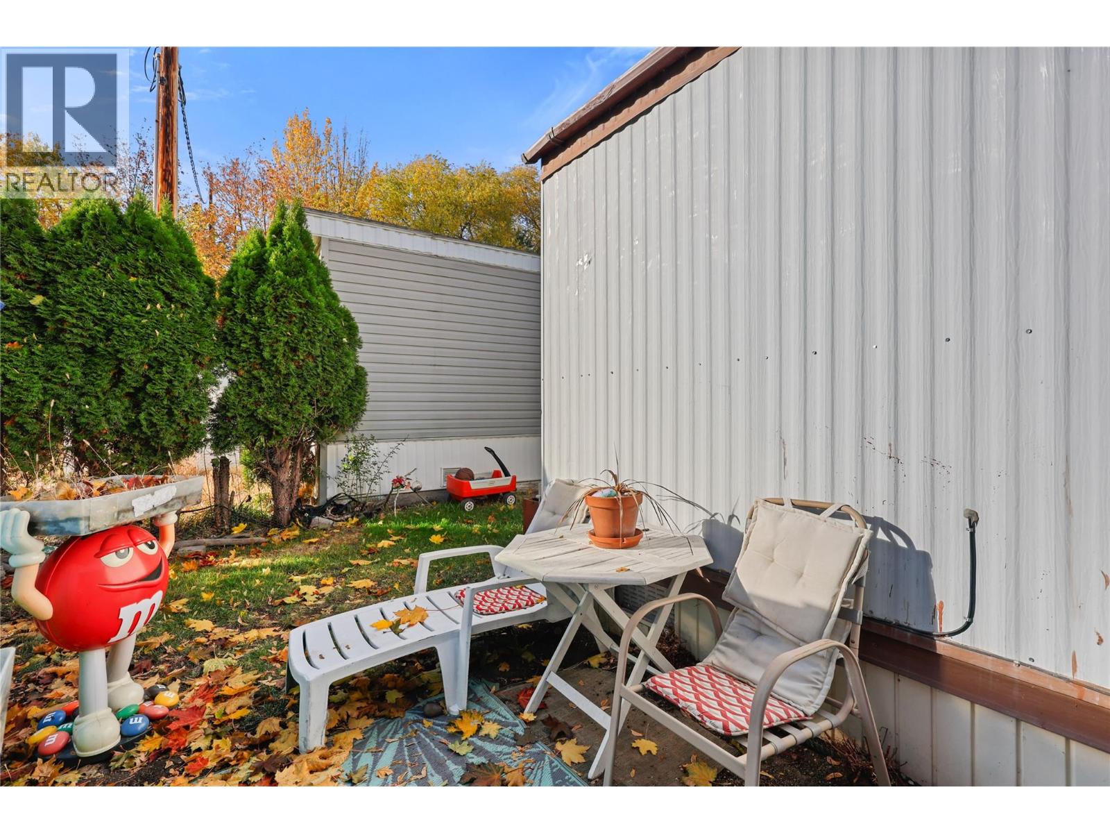 #202 2400 OAKDALE WAY - 19