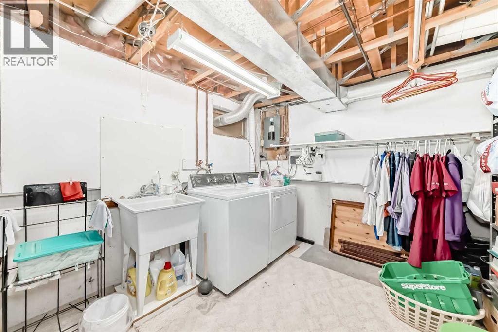 Single Family House for Sale in   Bermuda Drive NW Beddington Heights Calgary 