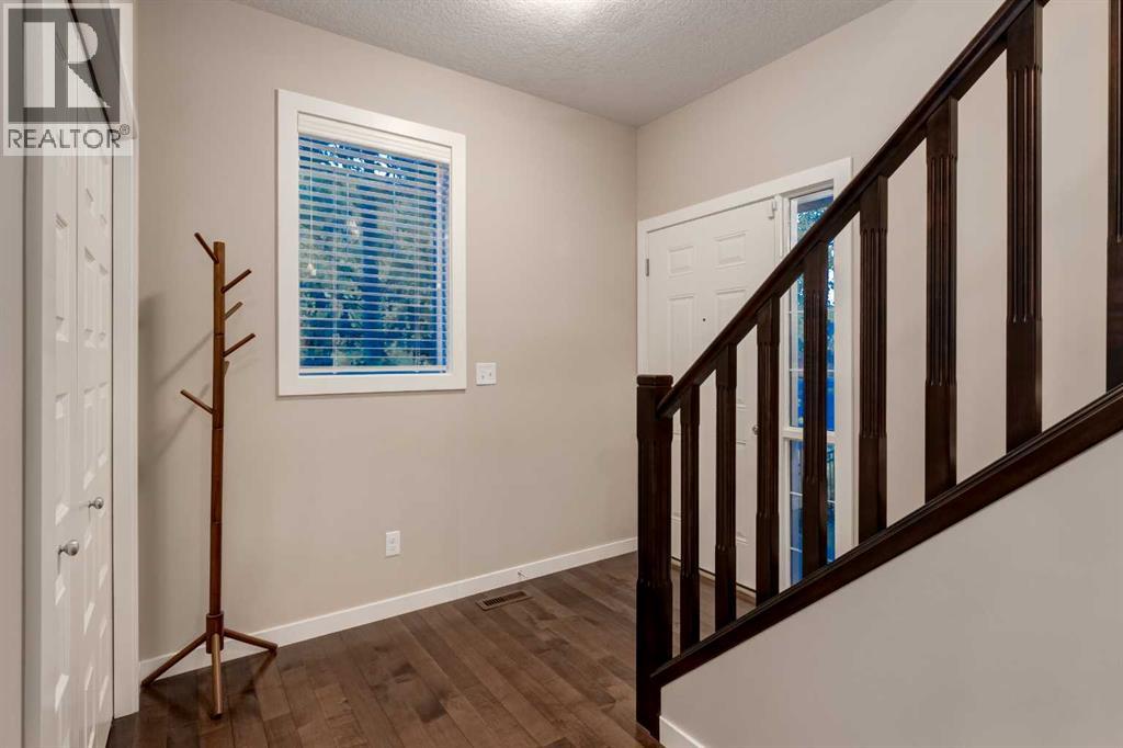 Single Family House for Sale in  Evanston Drive NW Evanston Calgary 