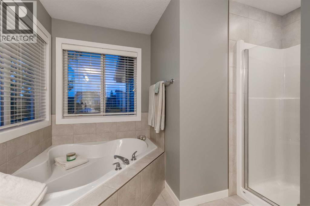 Single Family House for Sale in  Evanston Drive NW Evanston Calgary 