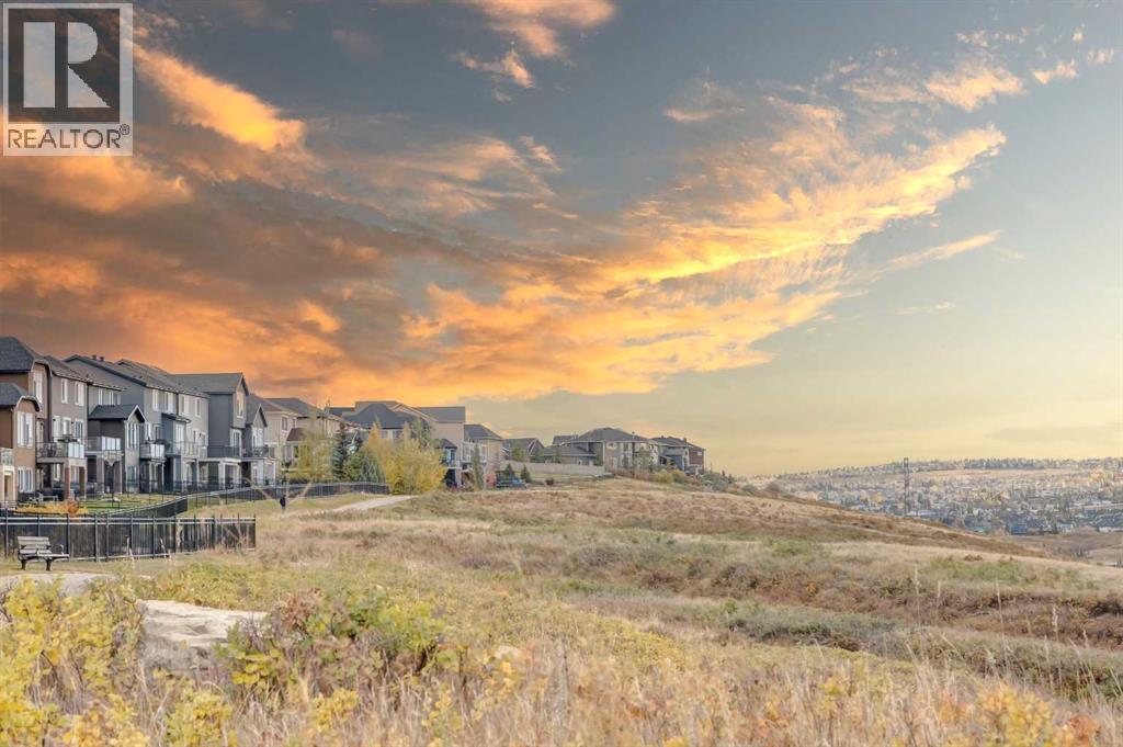 Single Family House for Sale in  Evanston Drive NW Evanston Calgary 