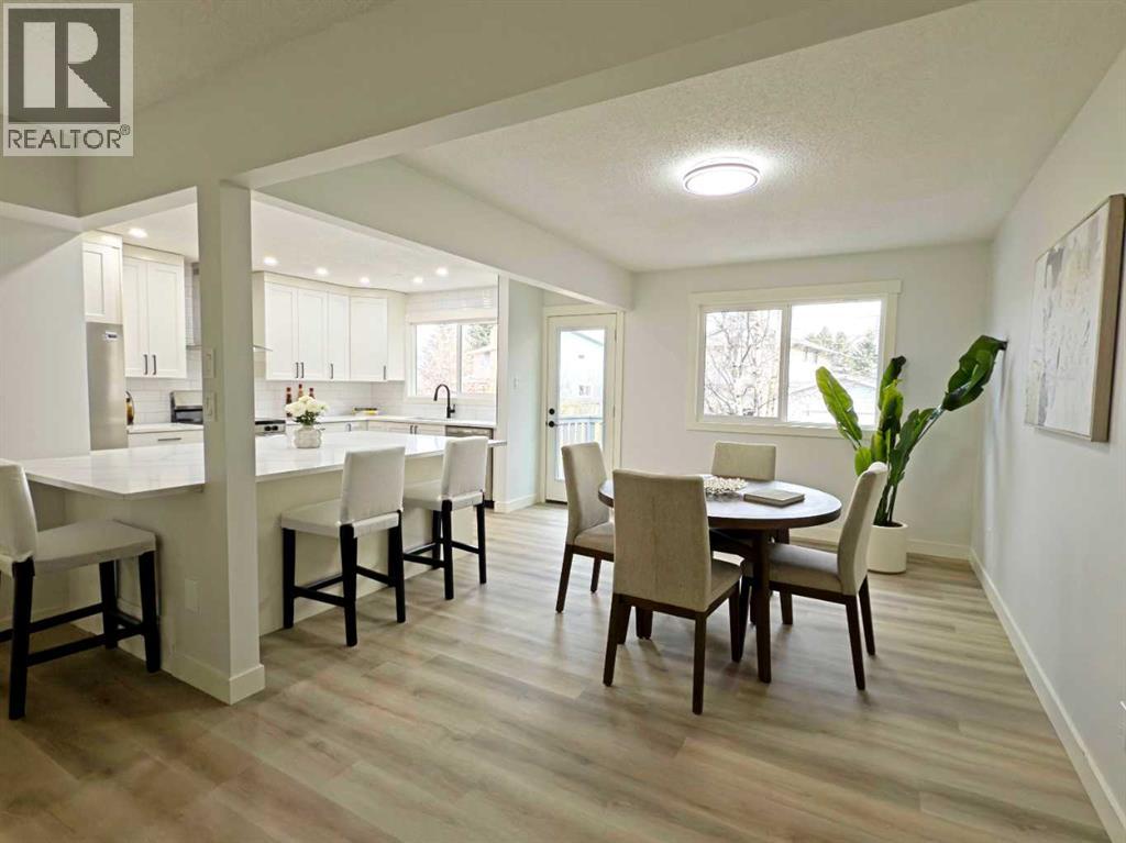 Single Family House Bi-level for Sale in   Street NW Silver Springs Calgary 