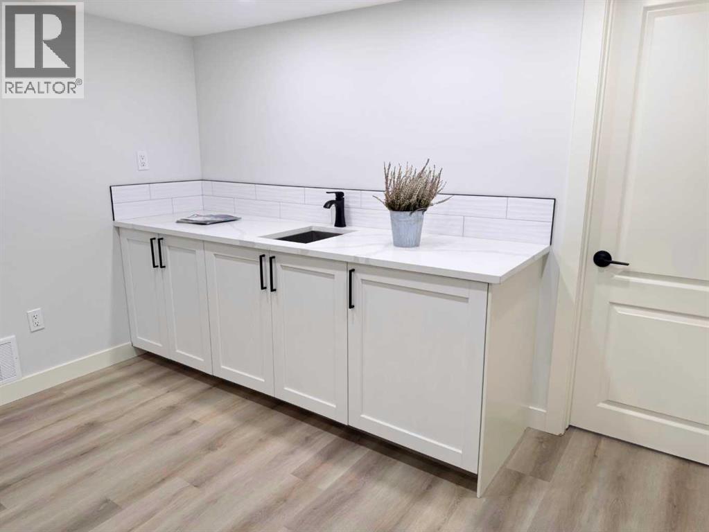 Single Family House Bi-level for Sale in   Street NW Silver Springs Calgary 