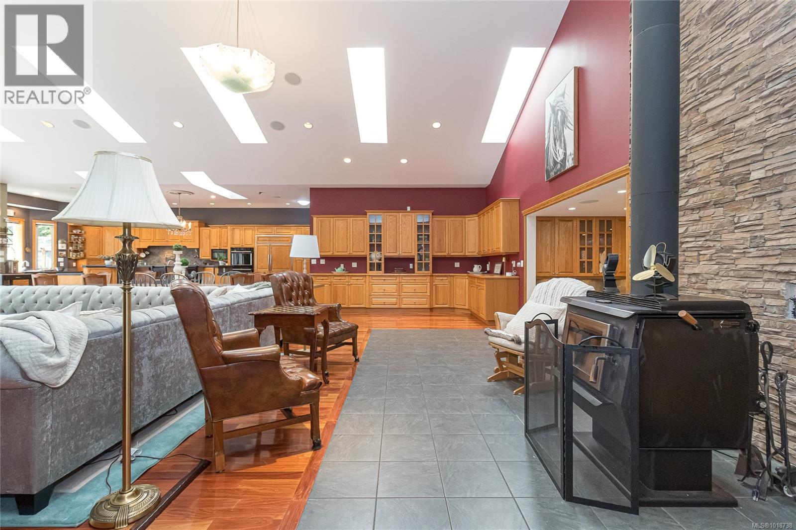  11376 Osprey Place, North Saanich