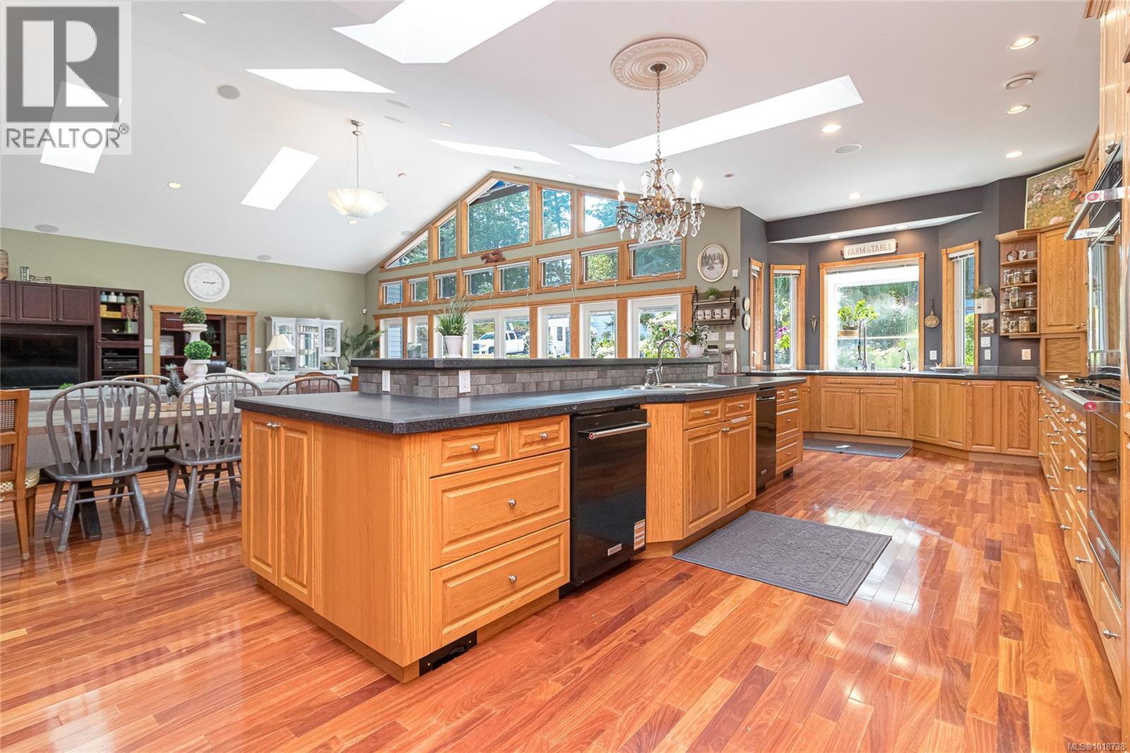  11376 Osprey Place, North Saanich