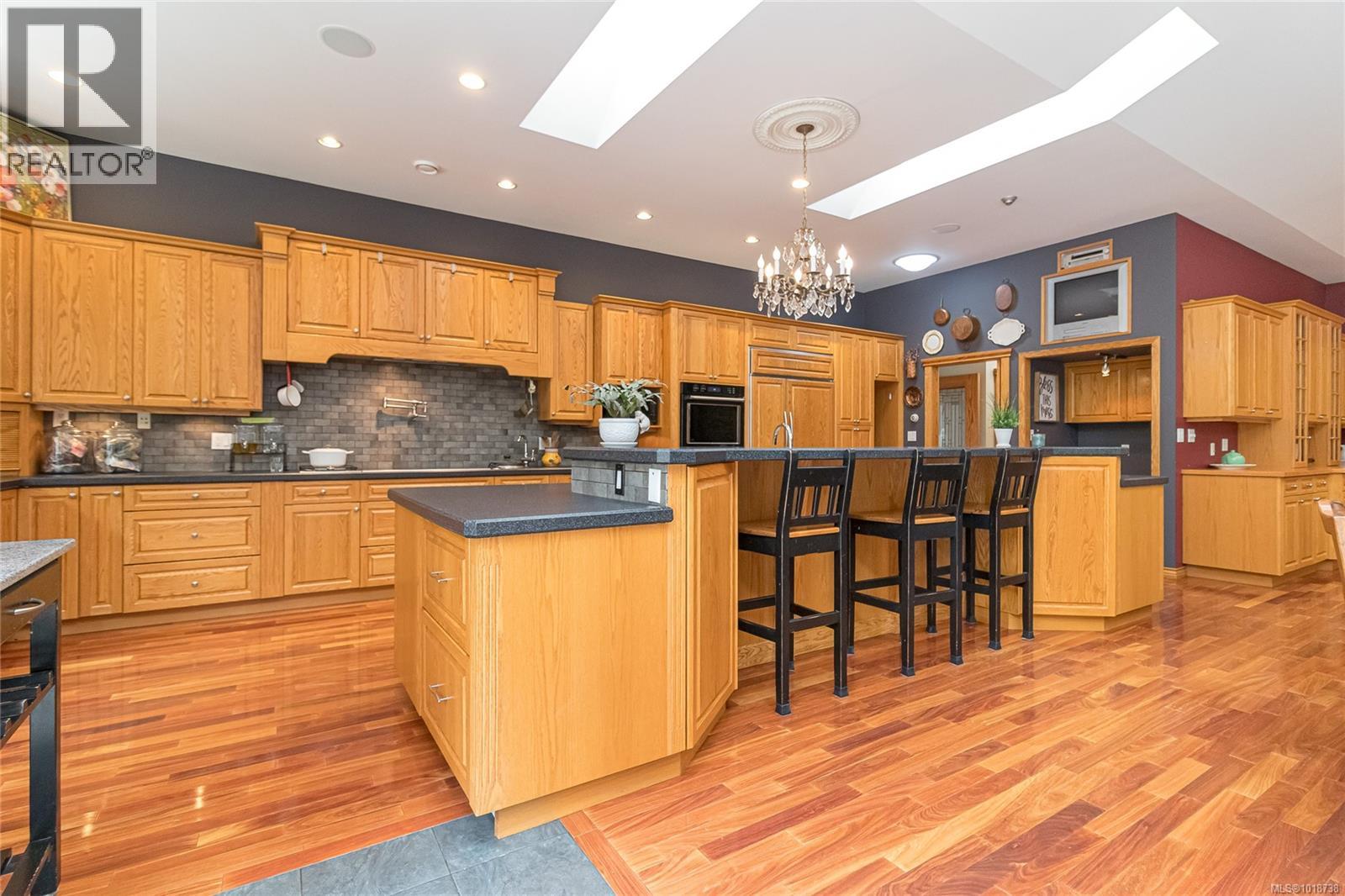  11376 Osprey Place, North Saanich