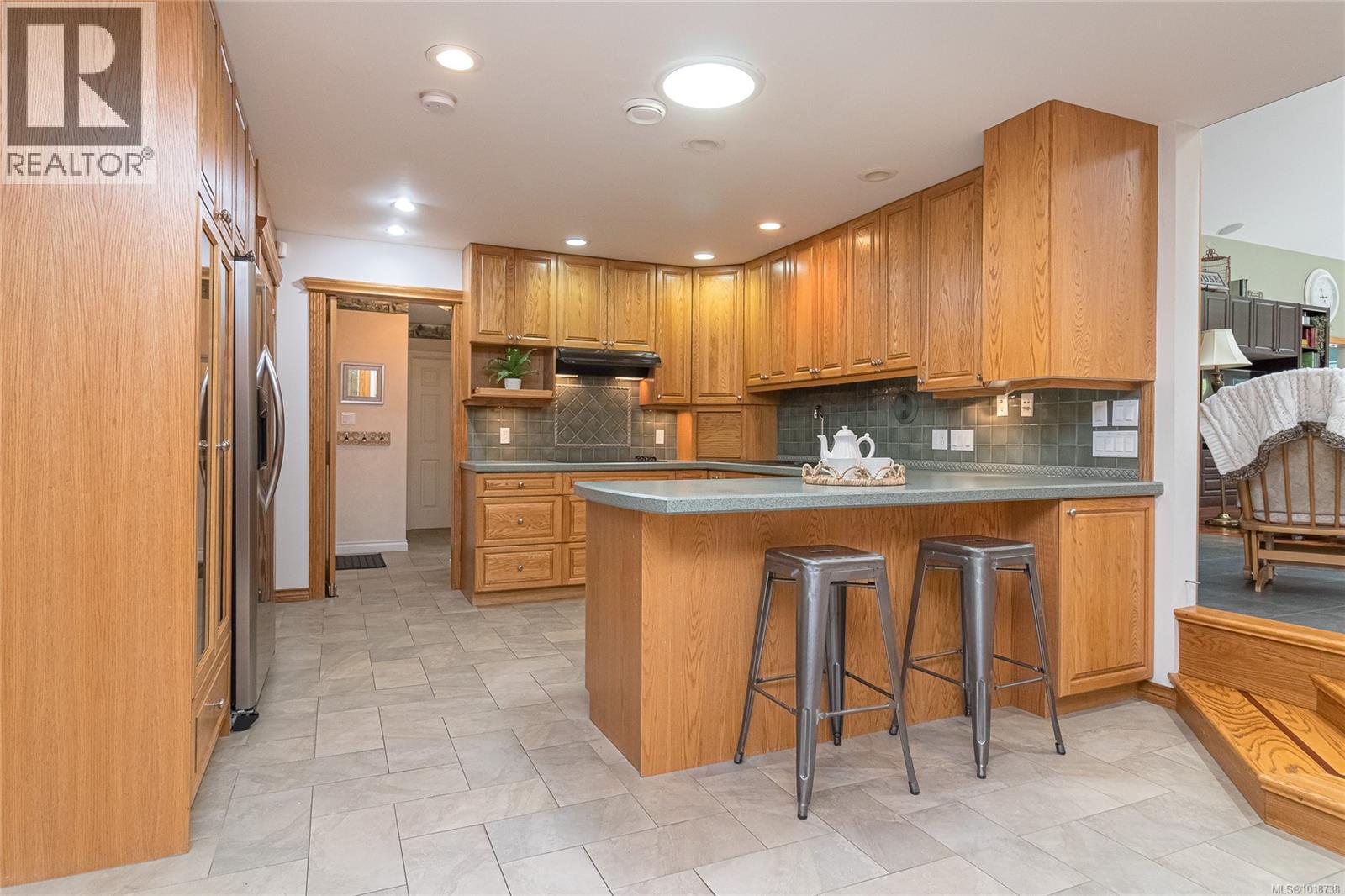  11376 Osprey Place, North Saanich