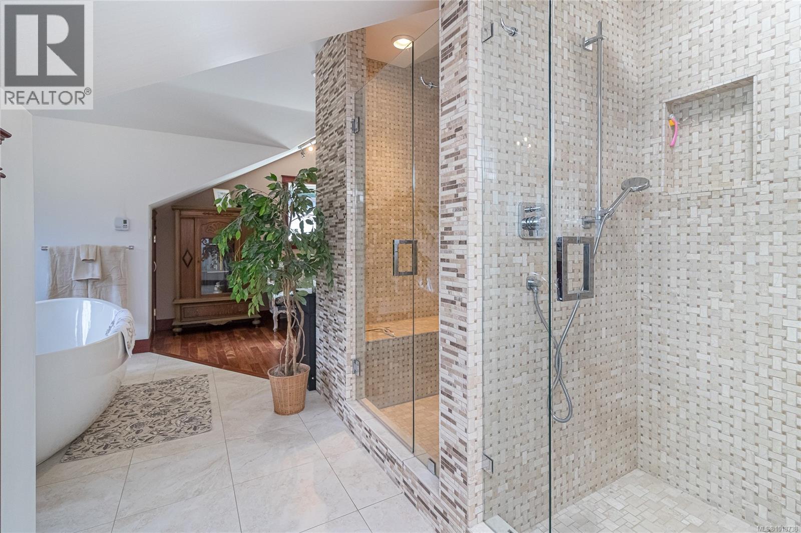  11376 Osprey Place, North Saanich