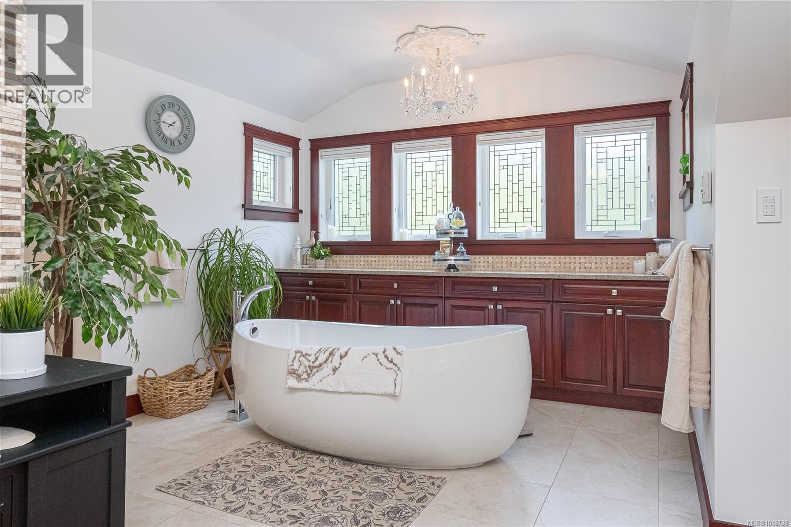  11376 Osprey Place, North Saanich