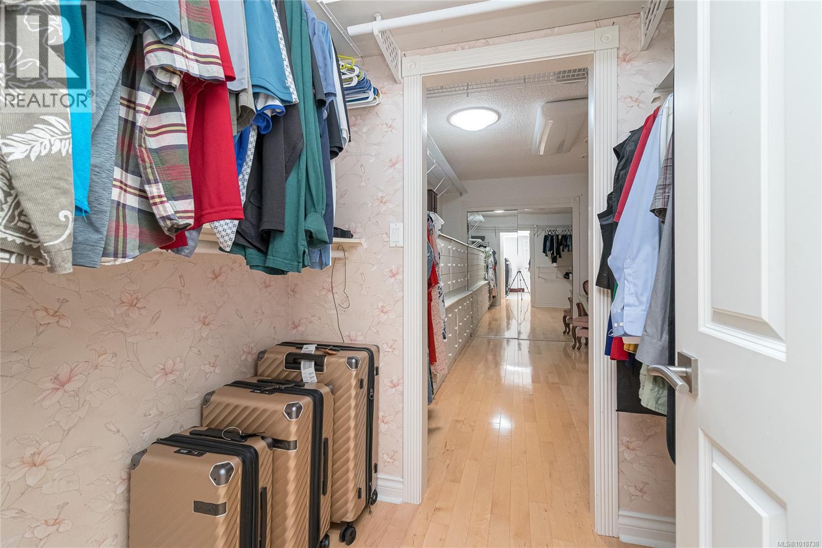  11376 Osprey Place, North Saanich