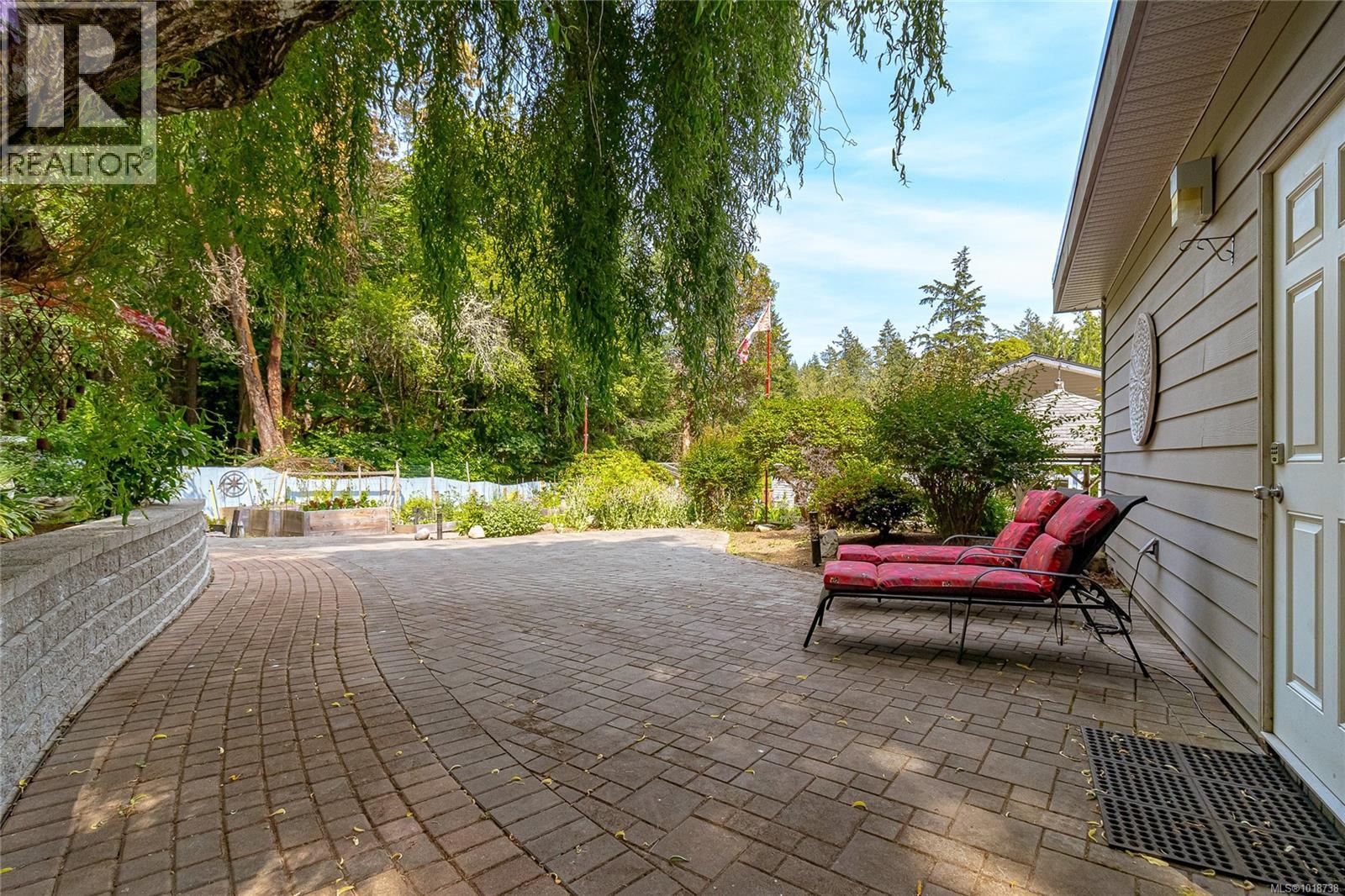  11376 Osprey Place, North Saanich