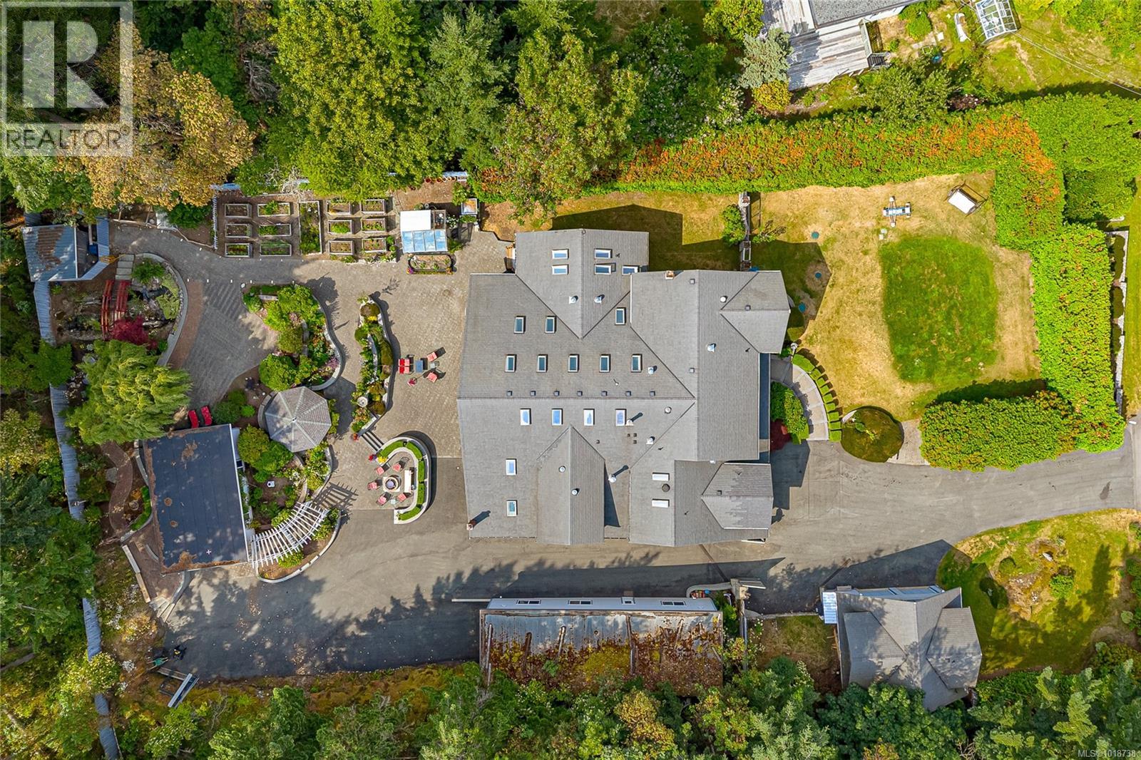  11376 Osprey Place, North Saanich