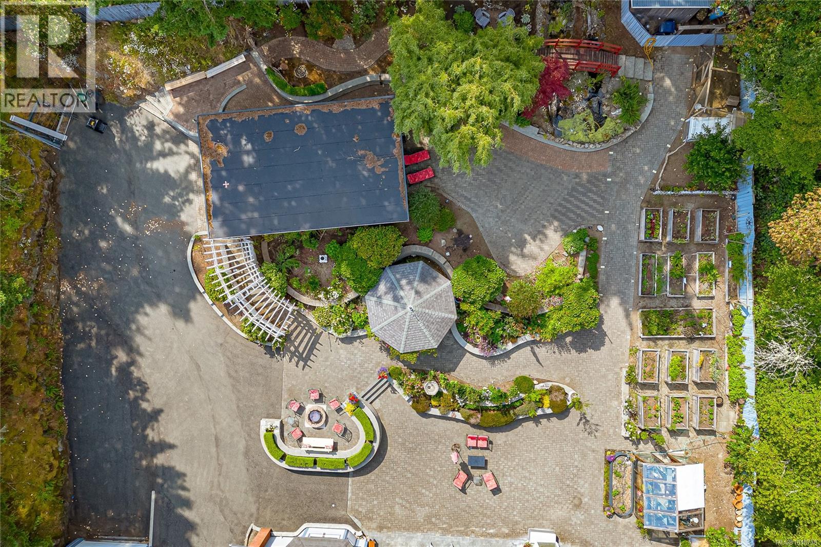  11376 Osprey Place, North Saanich