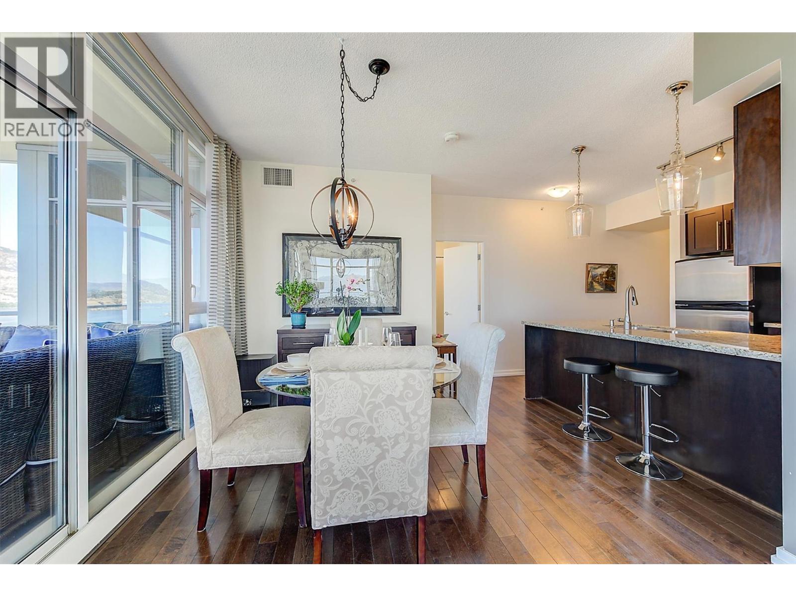 2408 1075 Sunset Drive, Kelowna