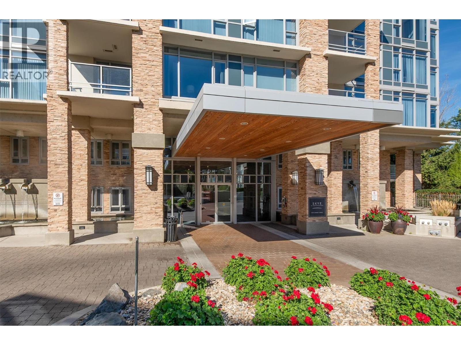 2408 1075 Sunset Drive, Kelowna