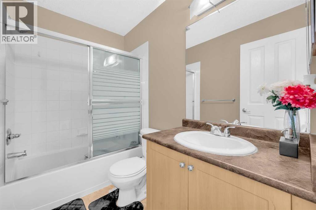 Single Family House for Sale in   Taradale Drive NE Taradale Calgary 