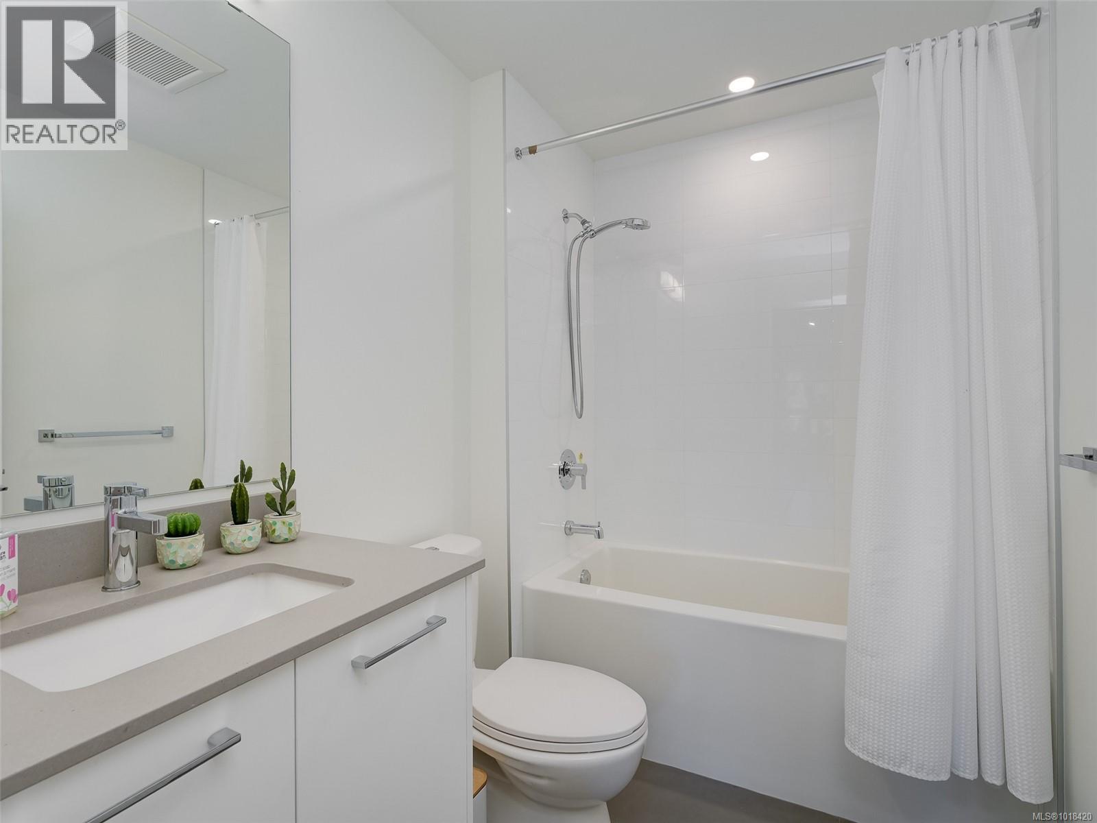 218 960 Reunion Avenue, Langford