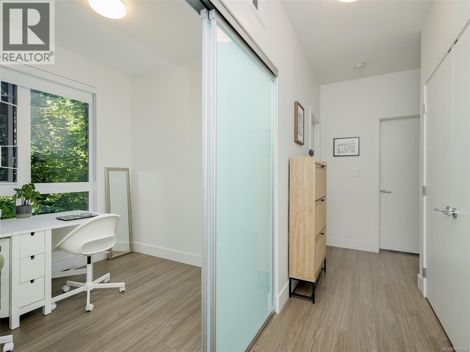 218 960 Reunion Avenue, Langford