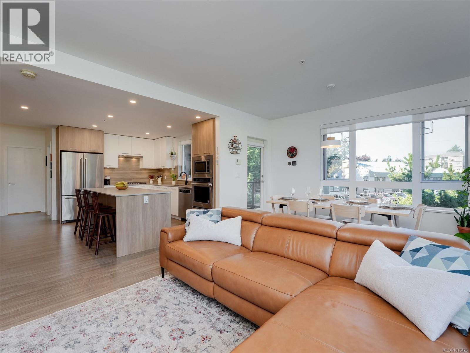 218 960 Reunion Avenue, Langford