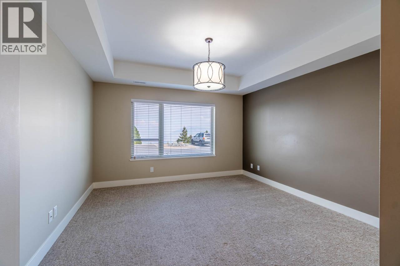 #31 2171 VAN HORNE DRIVE - 15