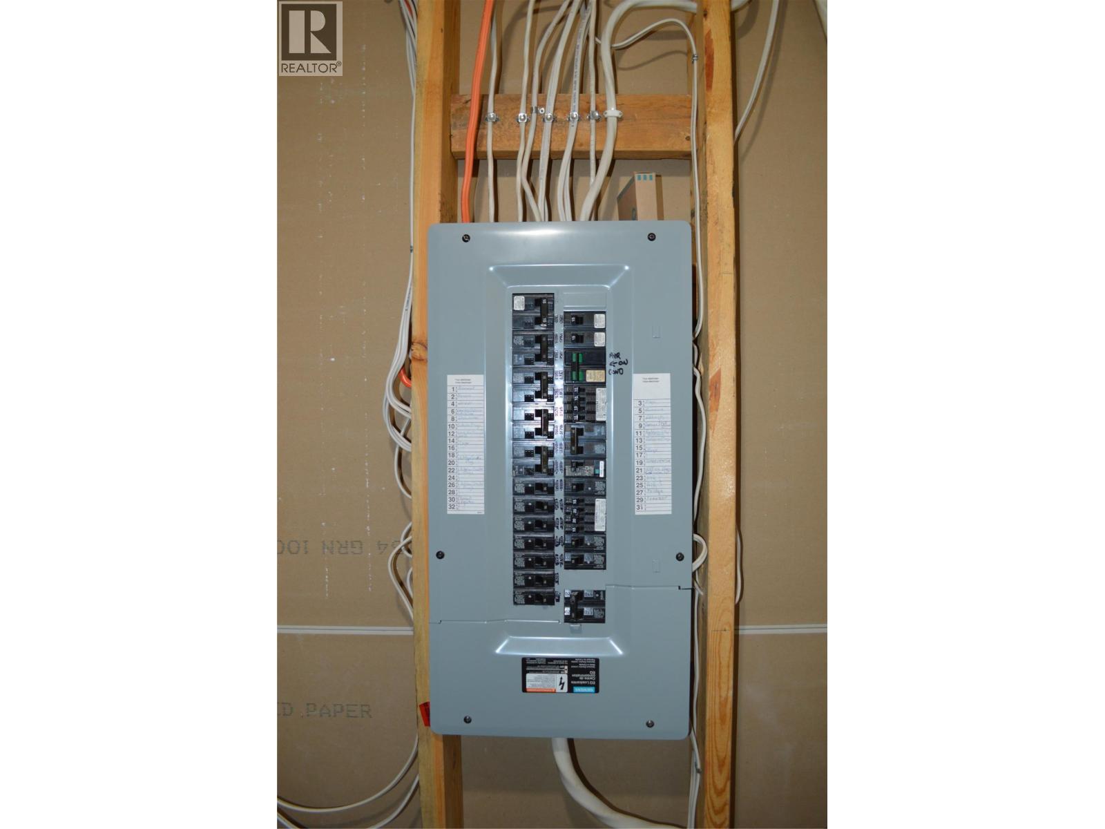 2170 BRYCEN PLACE - 53